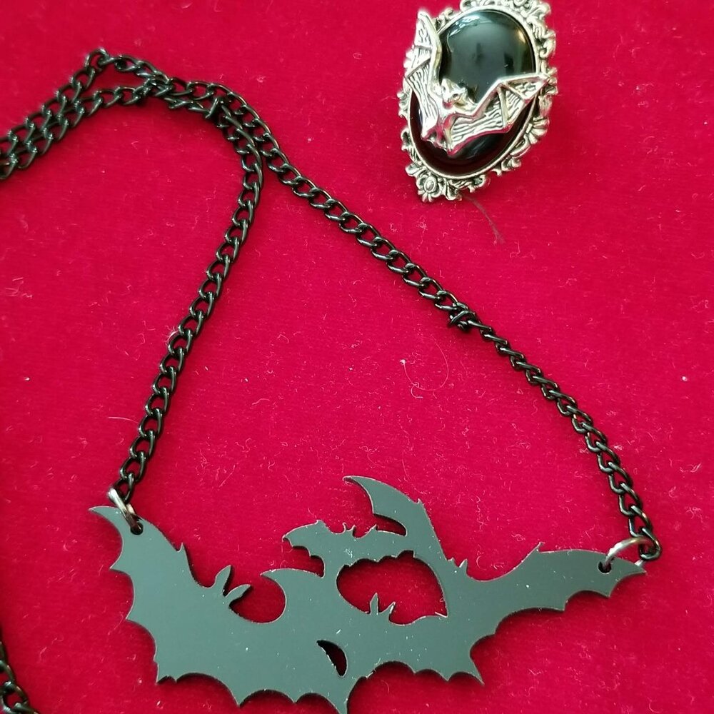 Vampire bat ring and necklace, NWOT